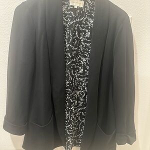 Skies Are Blue Black Blazer with Patterned Lining